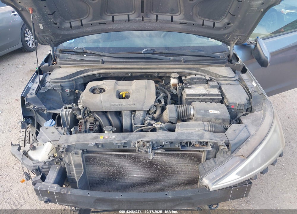 2019 HYUNDAI ELANTRA SE VIN: KMHD74LF4KU794528