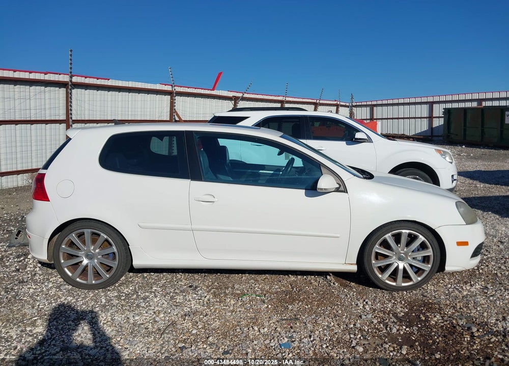 2008 VOLKSWAGEN R32 VIN: WVWKC71K98W262049