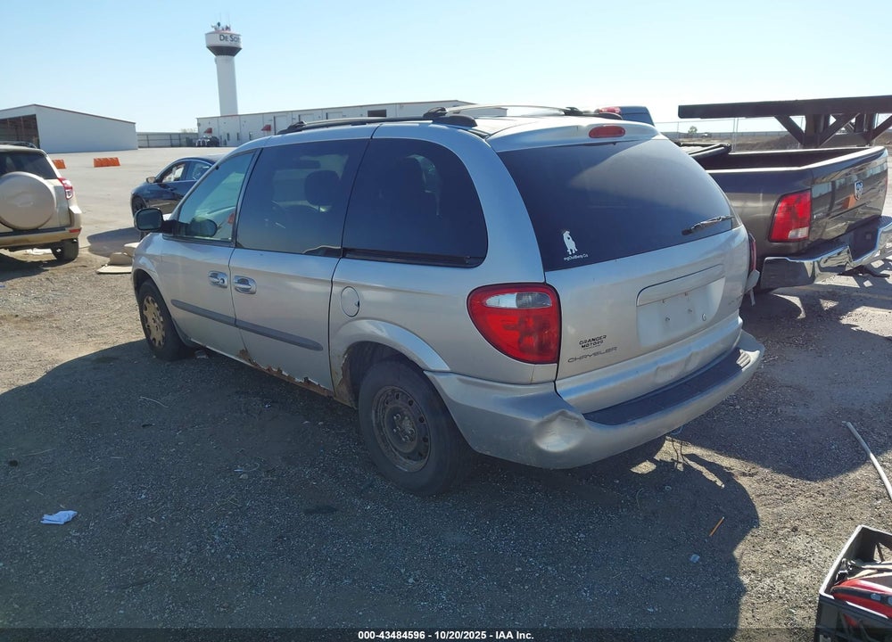 2003 CHRYSLER VOYAGER LX VIN: 1C4GJ45353B281954
