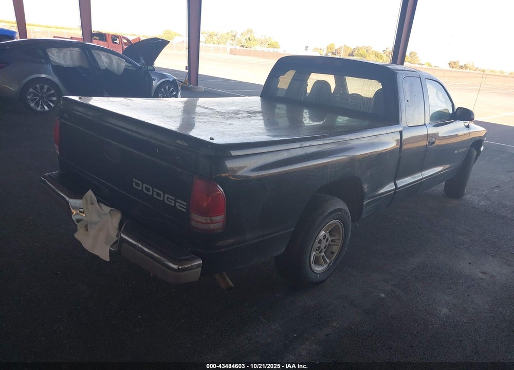 2000 DODGE DAKOTA SLT/SPORT VIN: 1B7GL22X2YS587619