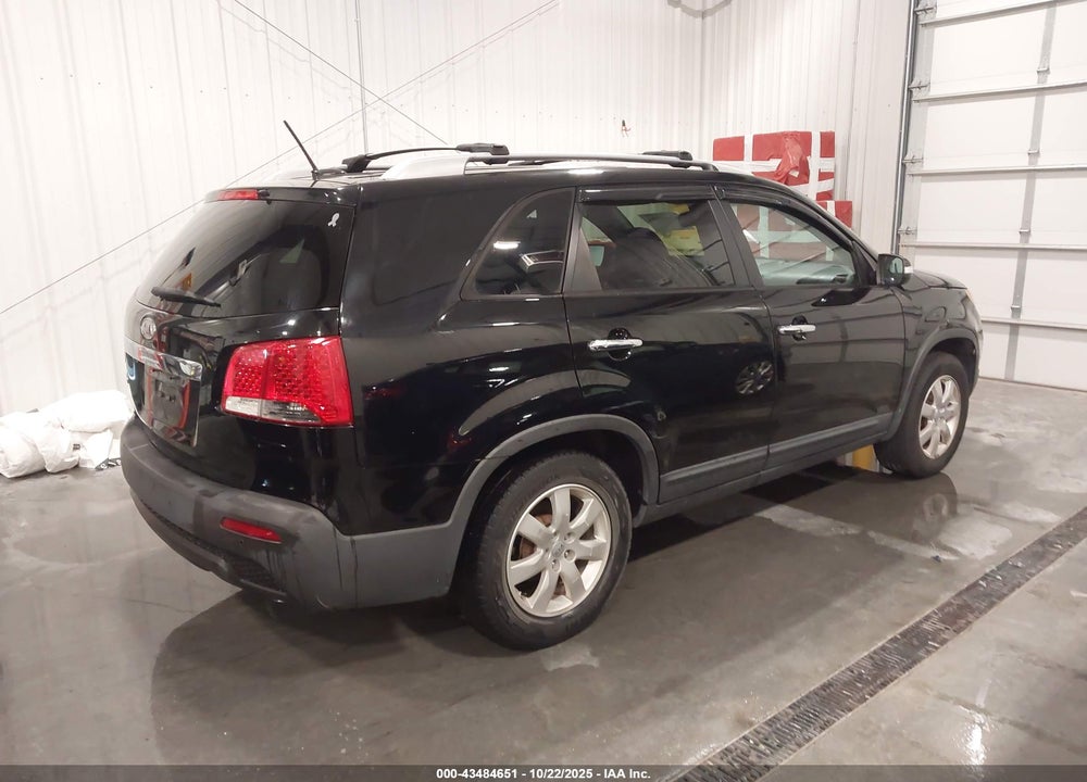 2012 KIA SORENTO LX VIN: 5XYKT3A64CG206862