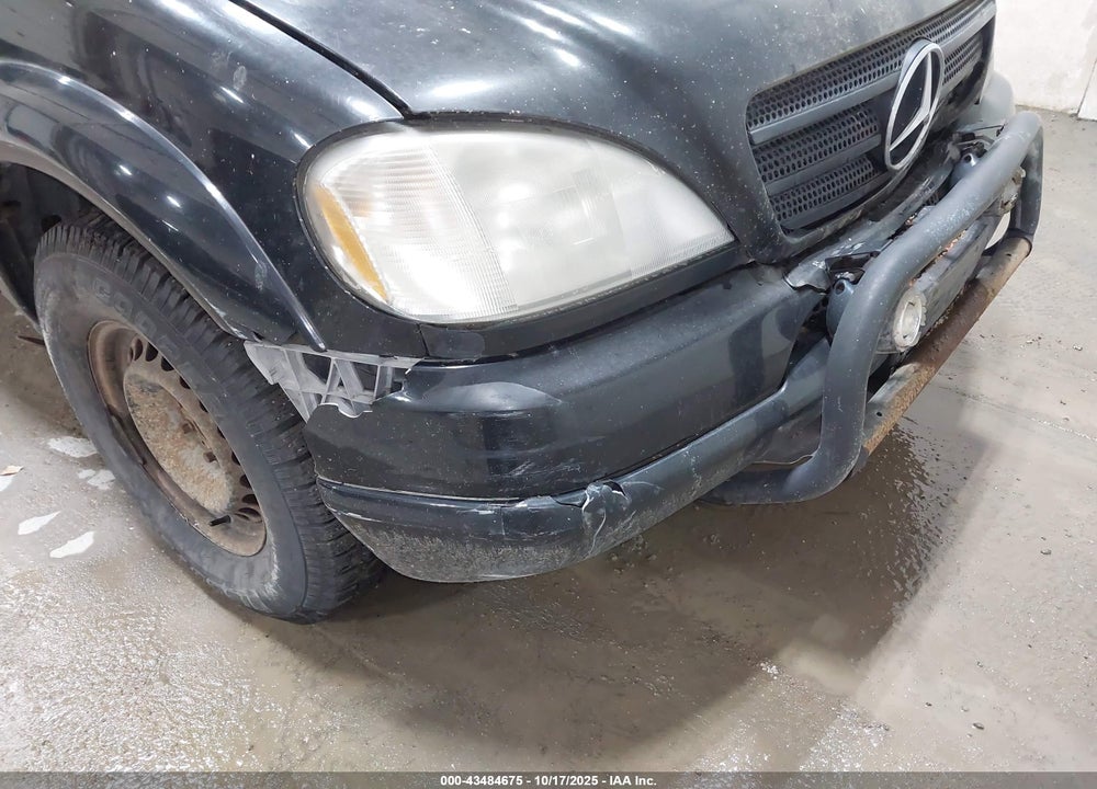 2000 MERCEDES-BENZ ML 320 VIN: 4JGAB54E6YA173640