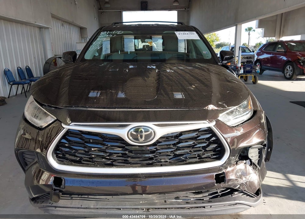 2021 TOYOTA HIGHLANDER VIN: 5TDCZRBH4MS157706
