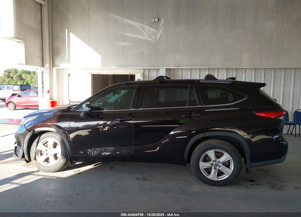 2021 TOYOTA HIGHLANDER VIN: 5TDCZRBH4MS157706