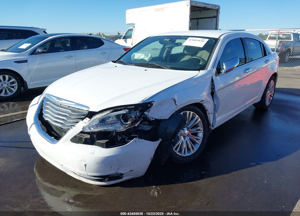 2012 CHRYSLER 200 VIN: 1C3CCBAB1CN105707
