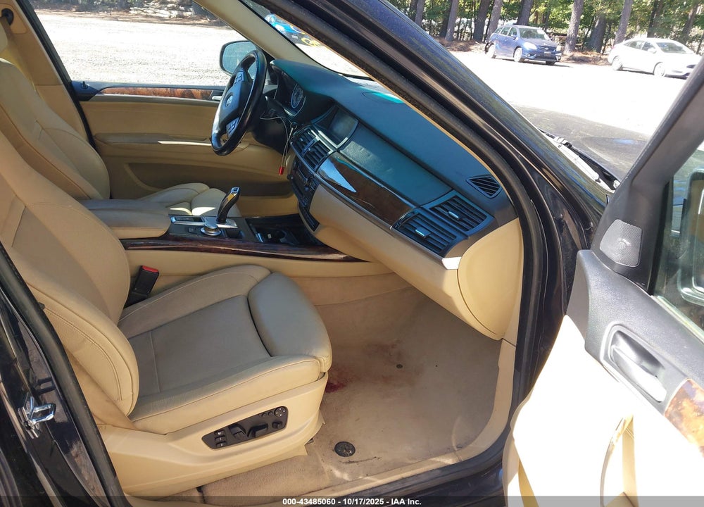 2008 BMW X5 4.8I VIN: 5UXFE83528LZ36308