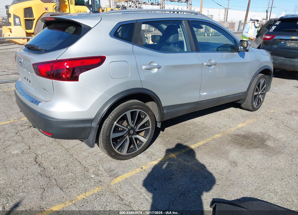 2017 NISSAN ROGUE SPORT VIN: JN1BJ1CP1HW028342