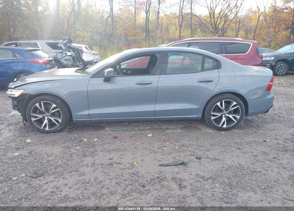 2022 VOLVO S60 VIN: 7JRL12TM4NG154621