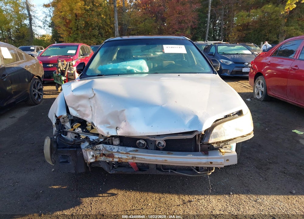2000 HONDA ACCORD 2.3 LX VIN: 1HGCG6556YA134549