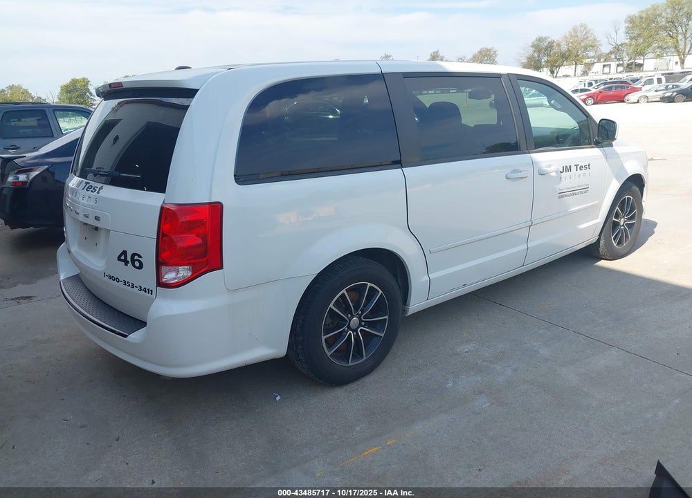 2017 DODGE GRAND CARAVAN SXT VIN: 2C4RDGCG4HR645863