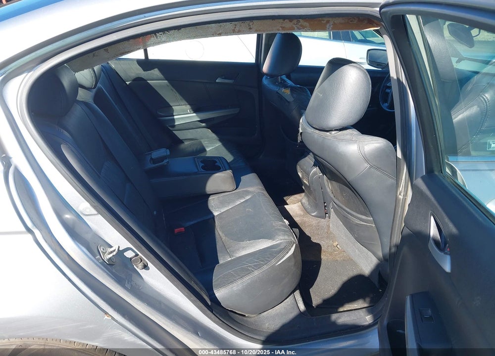 2010 HONDA ACCORD 2.4 EX-L VIN: 1HGCP2F82AA113169