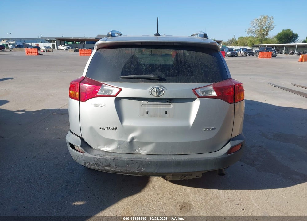 2015 TOYOTA RAV4 VIN: 2T3WFREV5FW230512