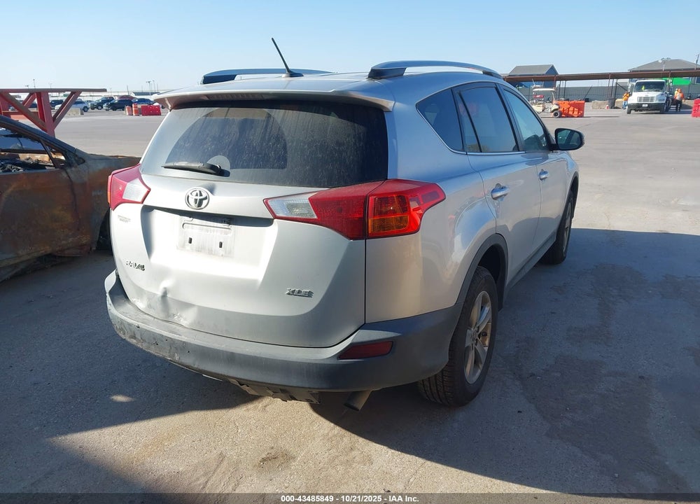 2015 TOYOTA RAV4 VIN: 2T3WFREV5FW230512