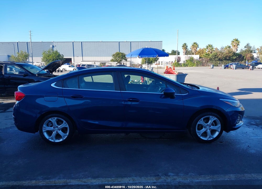 2019 CHEVROLET CRUZE VIN: 1G1BF5SM0K7122591