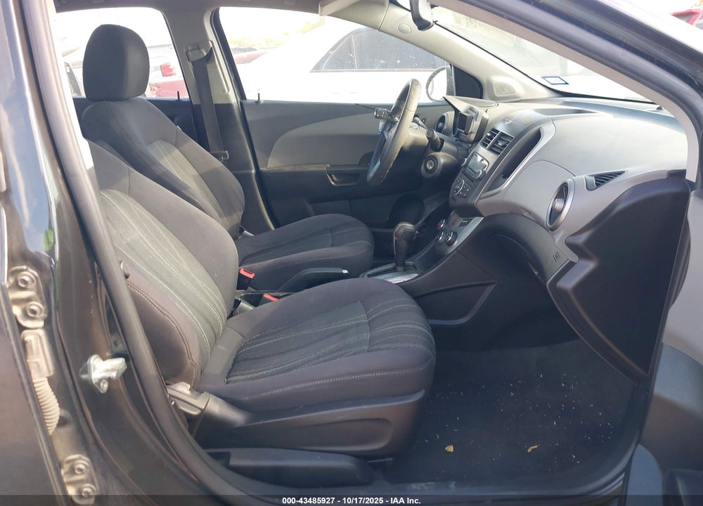 2015 CHEVROLET SONIC LT AUTO VIN: 1G1JC5SHXF4169884