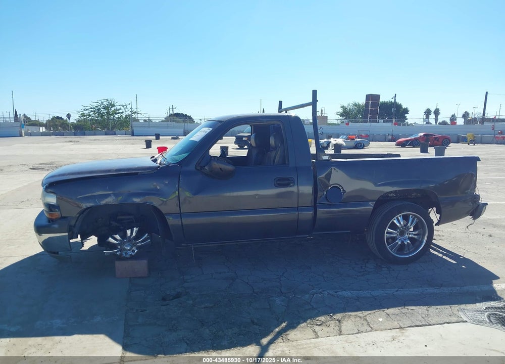 2000 CHEVROLET SILVERADO 1500 VIN: 1GCEC14W0YZ207755