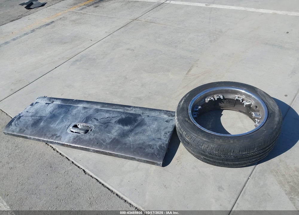 2000 CHEVROLET SILVERADO 1500 VIN: 1GCEC14W0YZ207755