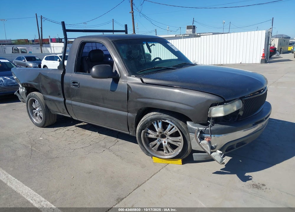 2000 CHEVROLET SILVERADO 1500 VIN: 1GCEC14W0YZ207755
