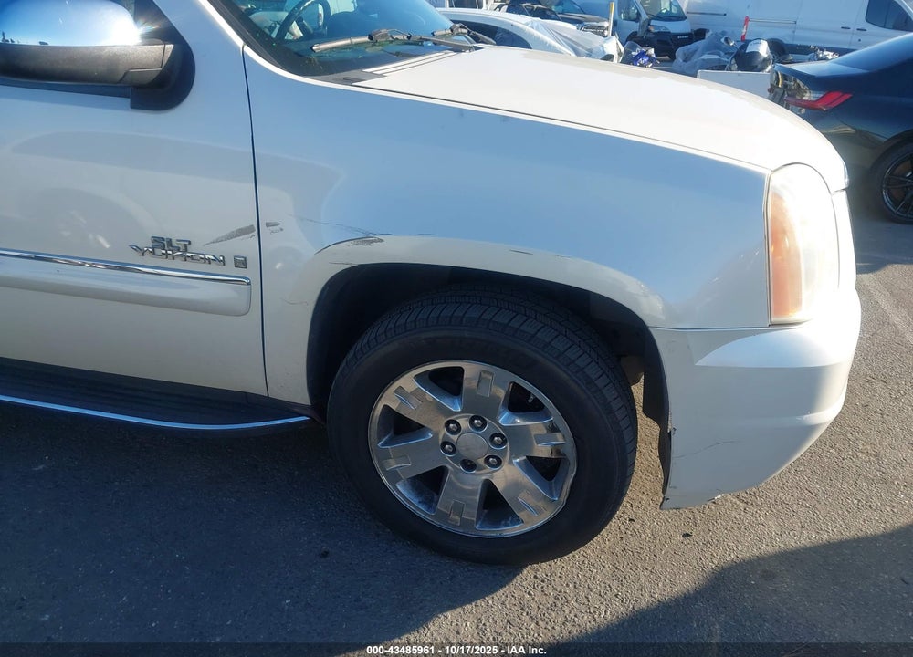 2008 GMC YUKON SLT VIN: 1GKFC13J38R230090