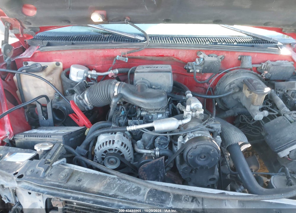 1997 CHEVROLET K1500 FLEETSIDE VIN: 2GCEK19R5V1290268