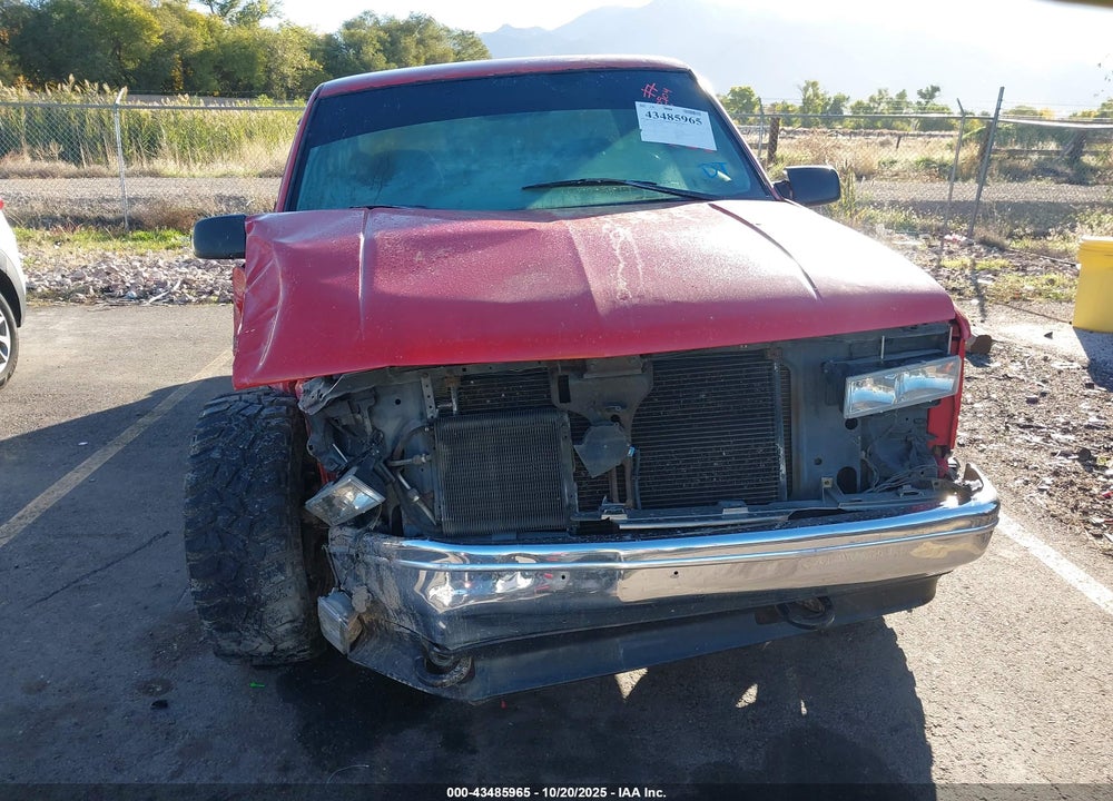 1997 CHEVROLET K1500 FLEETSIDE VIN: 2GCEK19R5V1290268