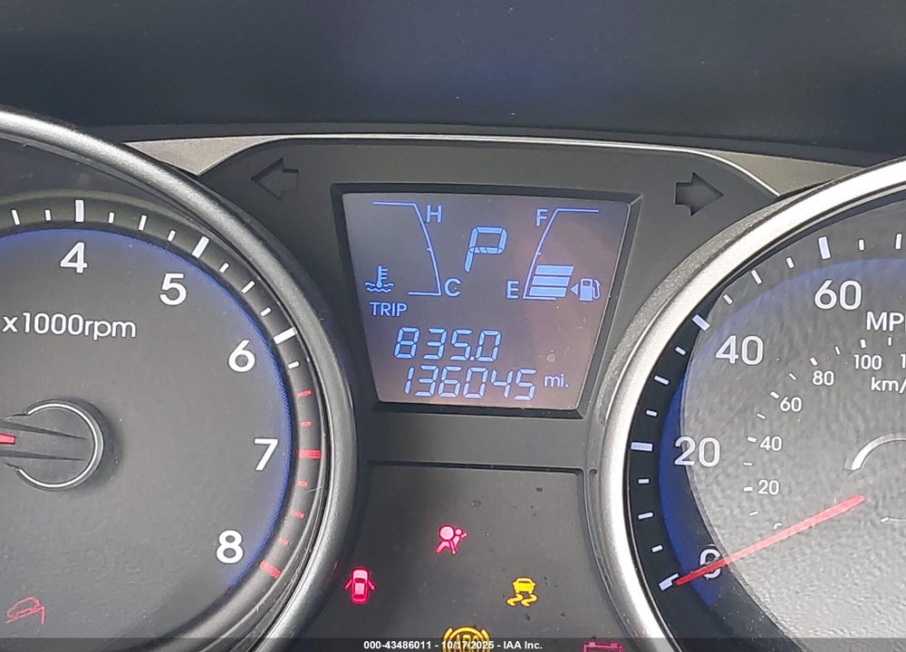 2011 HYUNDAI TUCSON GLS VIN: KM8JUCAC1BU170703