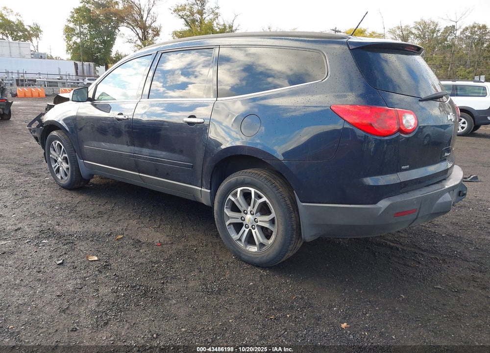 2011 CHEVROLET TRAVERSE VIN: 1GNKVGED7BJ175462