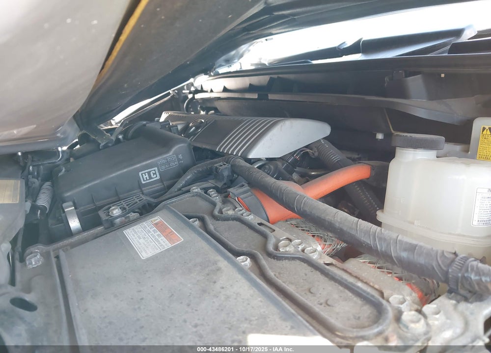 2013 TOYOTA PRIUS TWO VIN: JTDKN3DU0D5581131