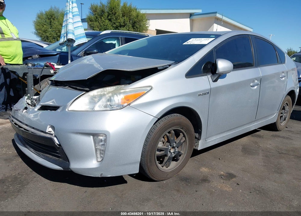 2013 TOYOTA PRIUS TWO VIN: JTDKN3DU0D5581131