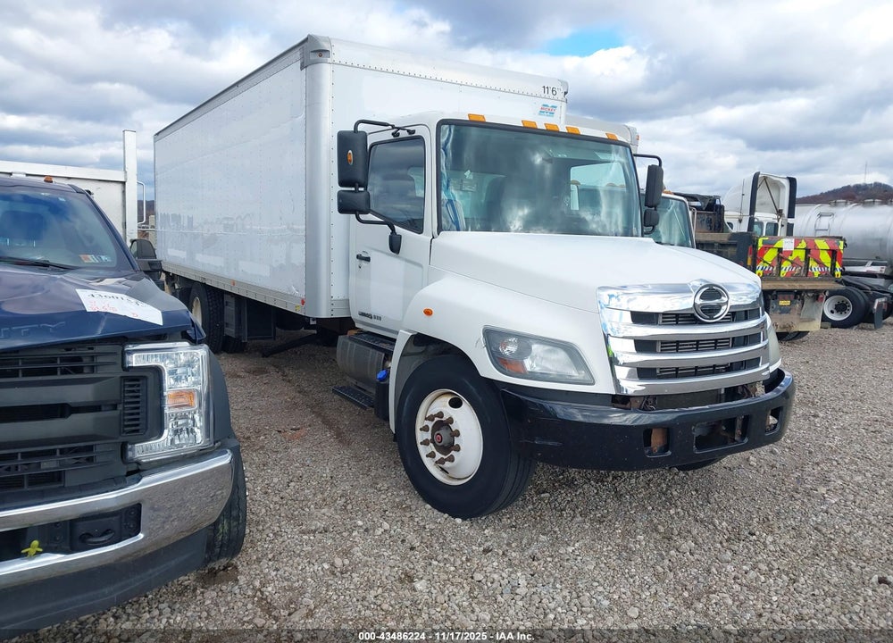 2015 HINO 258/268 VIN: 5PVNE8JT7F4S56541
