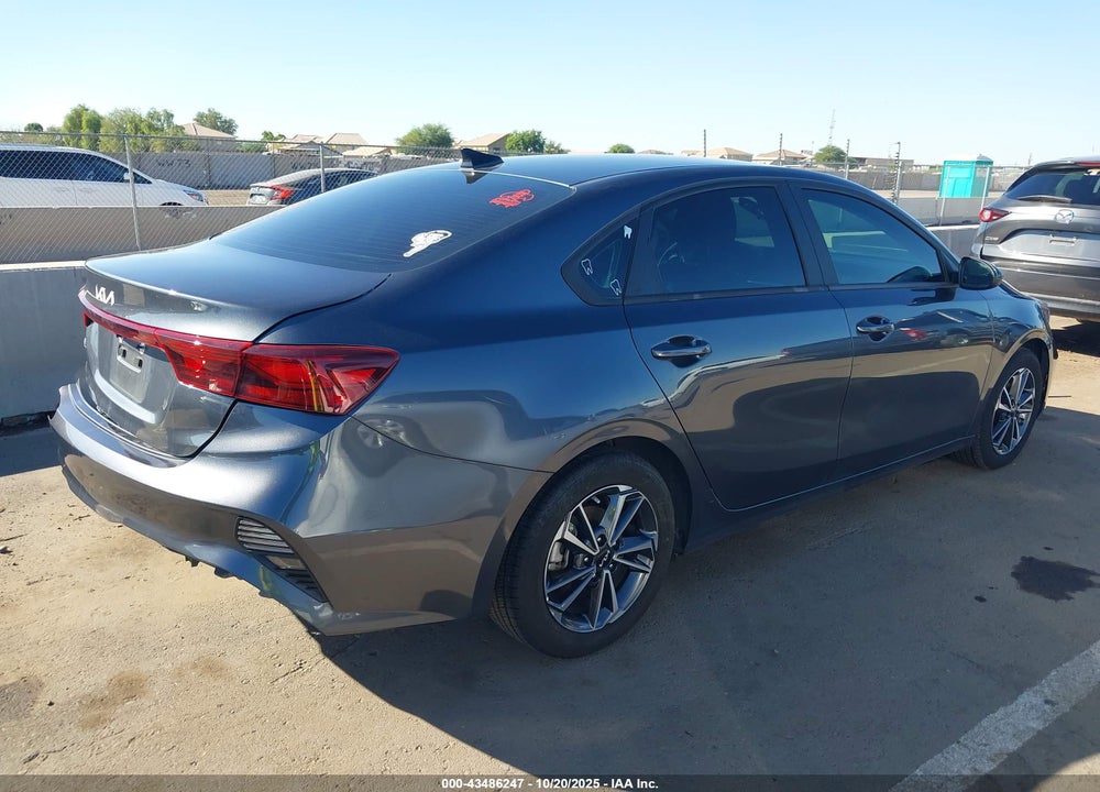 2022 KIA FORTE LXS VIN: 3KPF24AD1NE485275