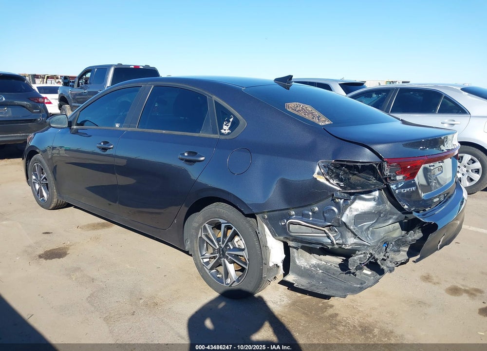 2022 KIA FORTE LXS VIN: 3KPF24AD1NE485275