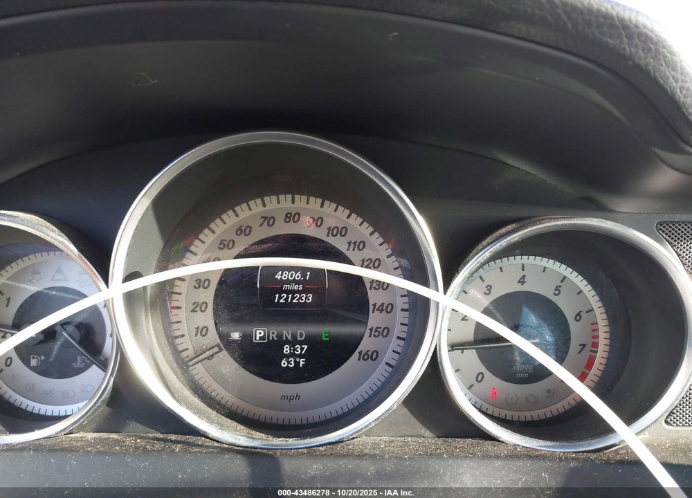 2013 MERCEDES-BENZ C 250 SPORT VIN: WDDGF4HB5DA840467