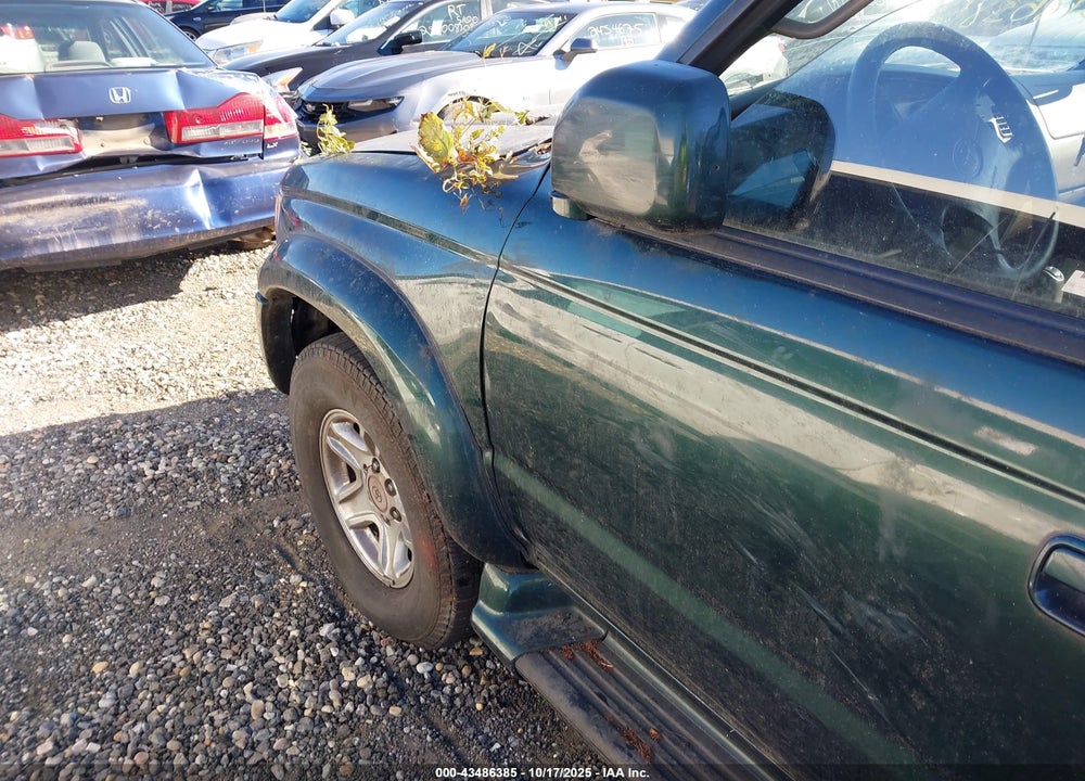 2001 TOYOTA 4RUNNER SR5 V6 VIN: JT3HN86R219053048