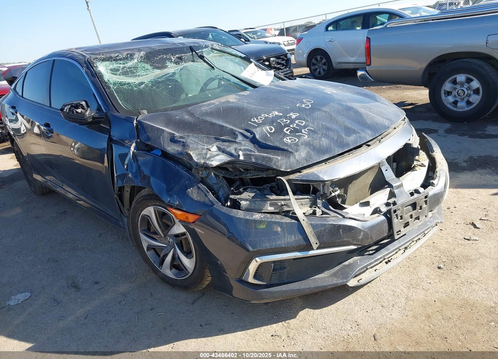 2019 HONDA CIVIC LX VIN: 19XFC2F62KE007454