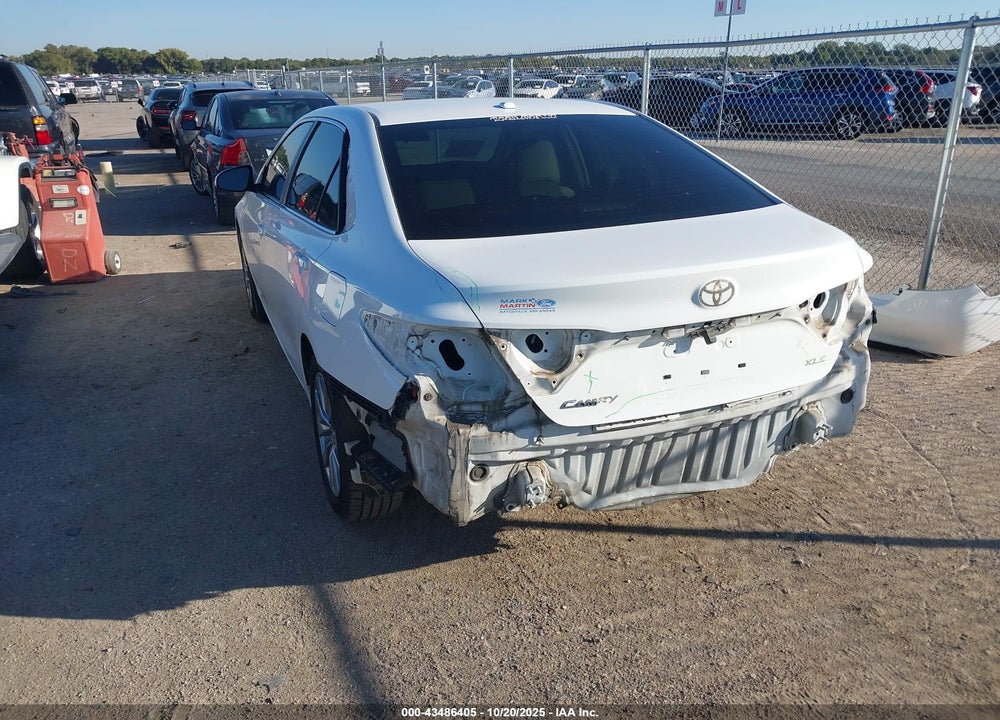 2015 TOYOTA CAMRY XLE VIN: 4T4BF1FK1FR474371