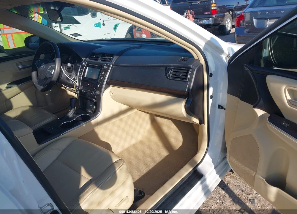 2015 TOYOTA CAMRY XLE VIN: 4T4BF1FK1FR474371