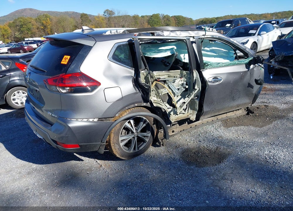 2019 NISSAN ROGUE VIN: 5N1AT2MV7KC828671