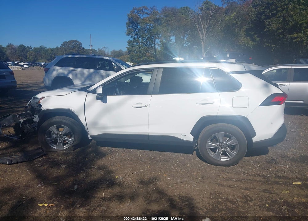 2025 TOYOTA RAV4 HYBRID XLE VIN: 4T3RWRFV0SU197943