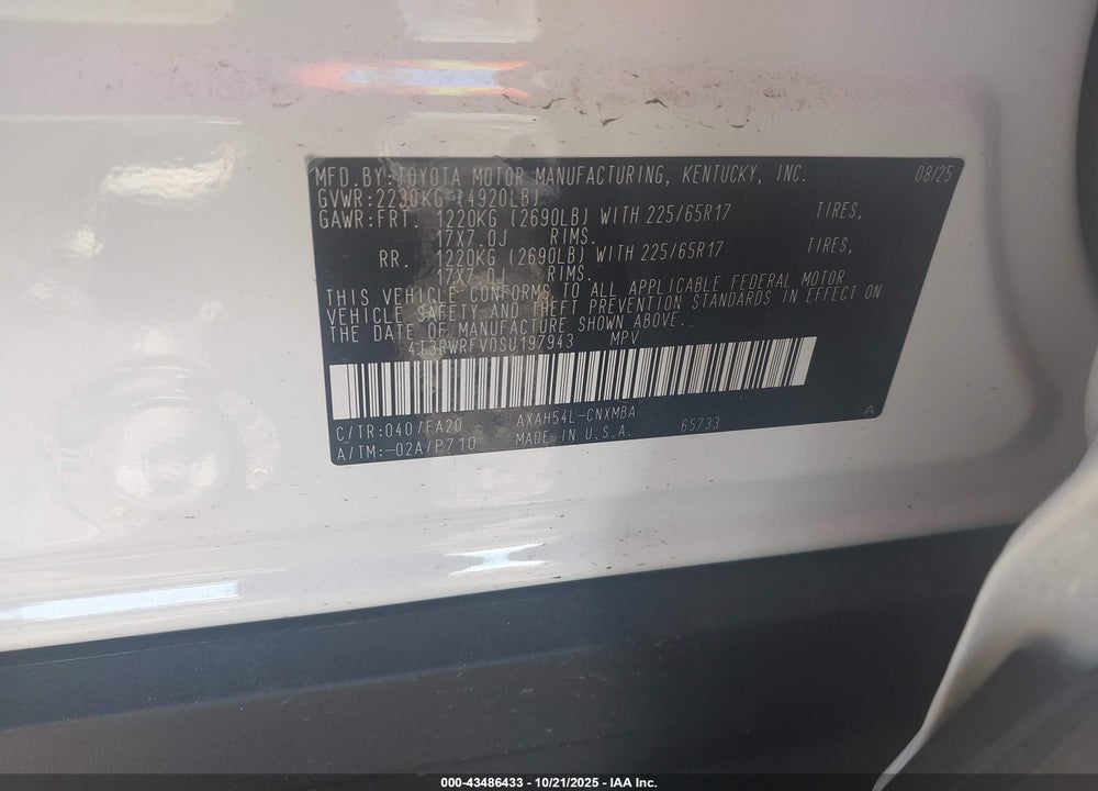 2025 TOYOTA RAV4 HYBRID XLE VIN: 4T3RWRFV0SU197943