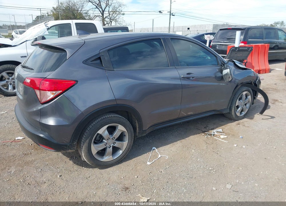 2017 HONDA HR-V LX VIN: 3CZRU5H31HM724466