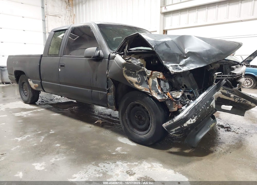 1998 CHEVROLET K1500 FLEETSIDE VIN: 1GCEK19M0WE226322