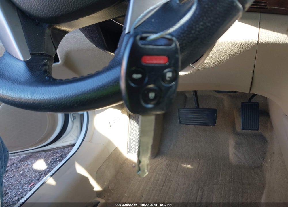 2009 HONDA ACCORD VIN: 5KBCP36839B001828