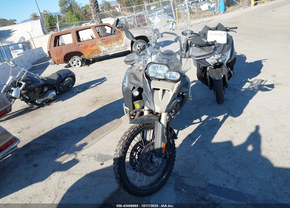 2017 BMW F800 GS ADVENTURE VIN: WB10B6506HZ662708