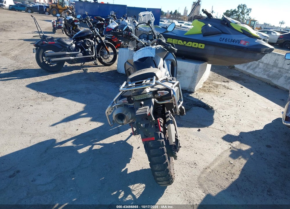 2017 BMW F800 GS ADVENTURE VIN: WB10B6506HZ662708