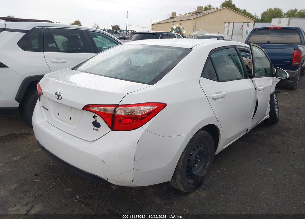 2018 TOYOTA COROLLA LE VIN: 5YFBURHE7JP756661