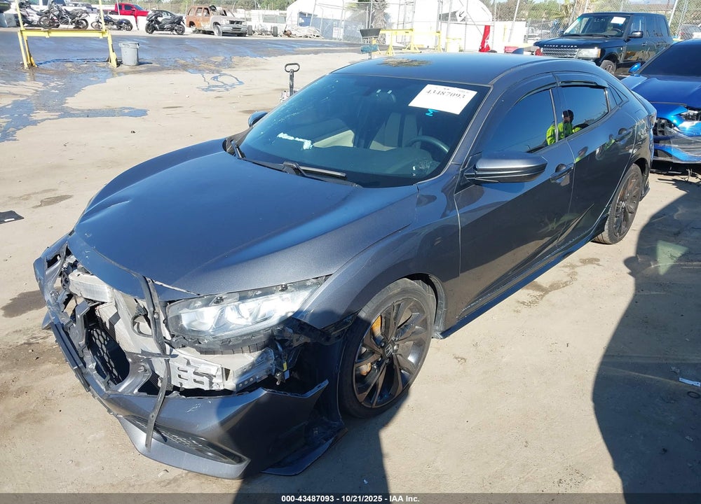 2018 HONDA CIVIC SPORT VIN: SHHFK7H43JU208721