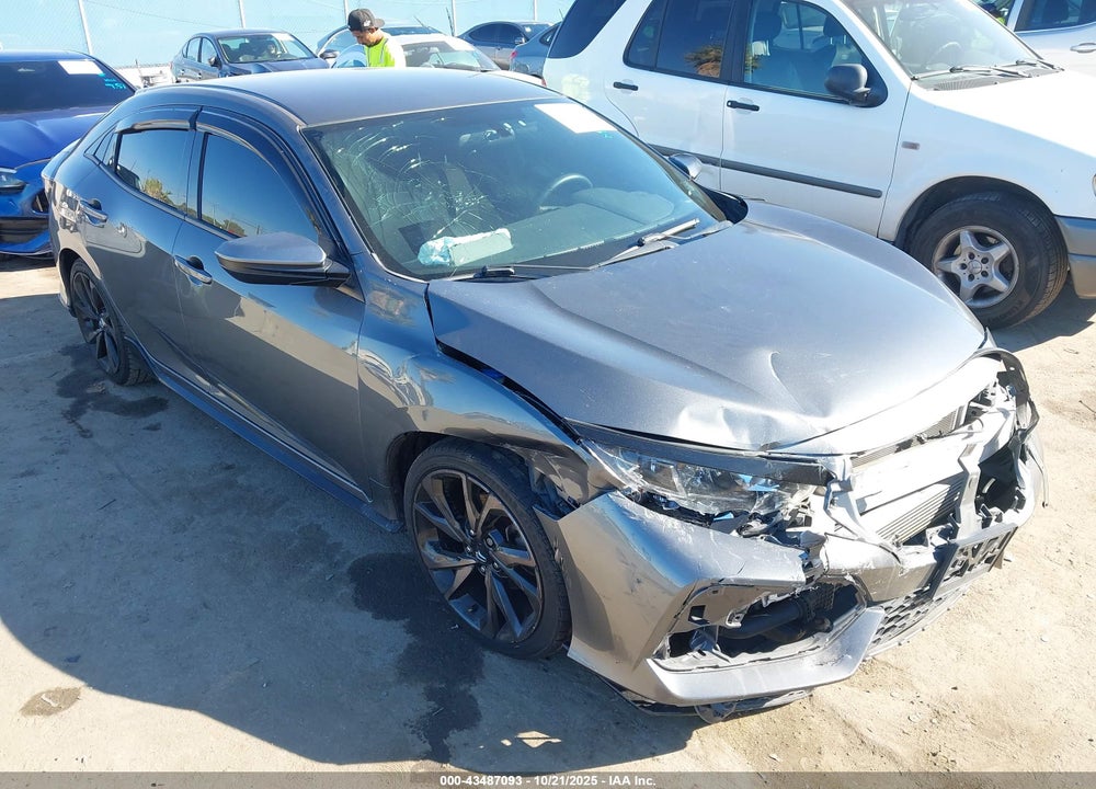 2018 HONDA CIVIC SPORT VIN: SHHFK7H43JU208721
