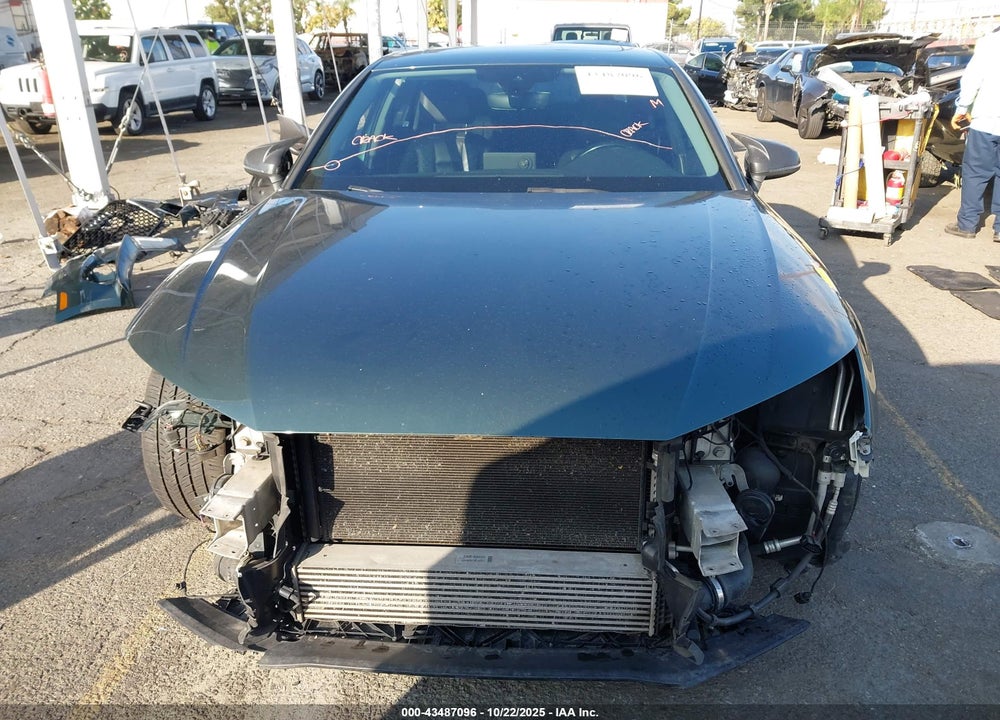 2017 AUDI A4 2.0T PREMIUM VIN: WAUANAF49HN017932