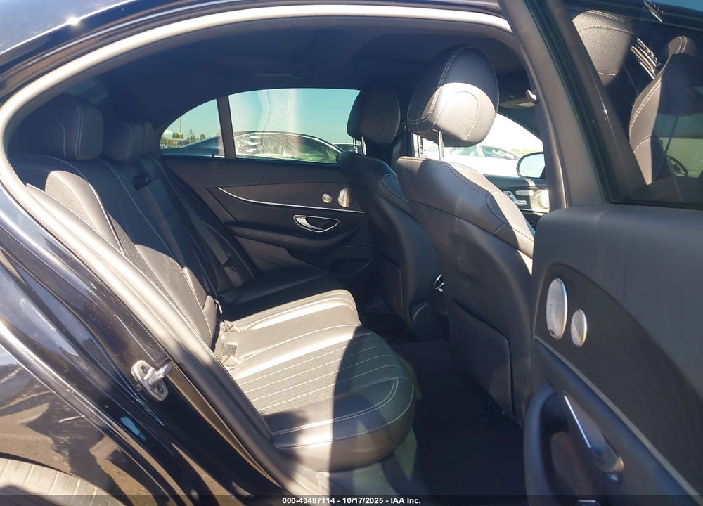 2022 MERCEDES-BENZ E 350 VIN: W1KZF8DB1NB070673
